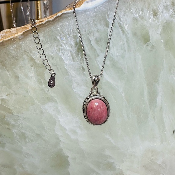 Elegant Pink rhodochrosite Stone Pendant Necklace 925 sterling silver - Picture 8 of 9